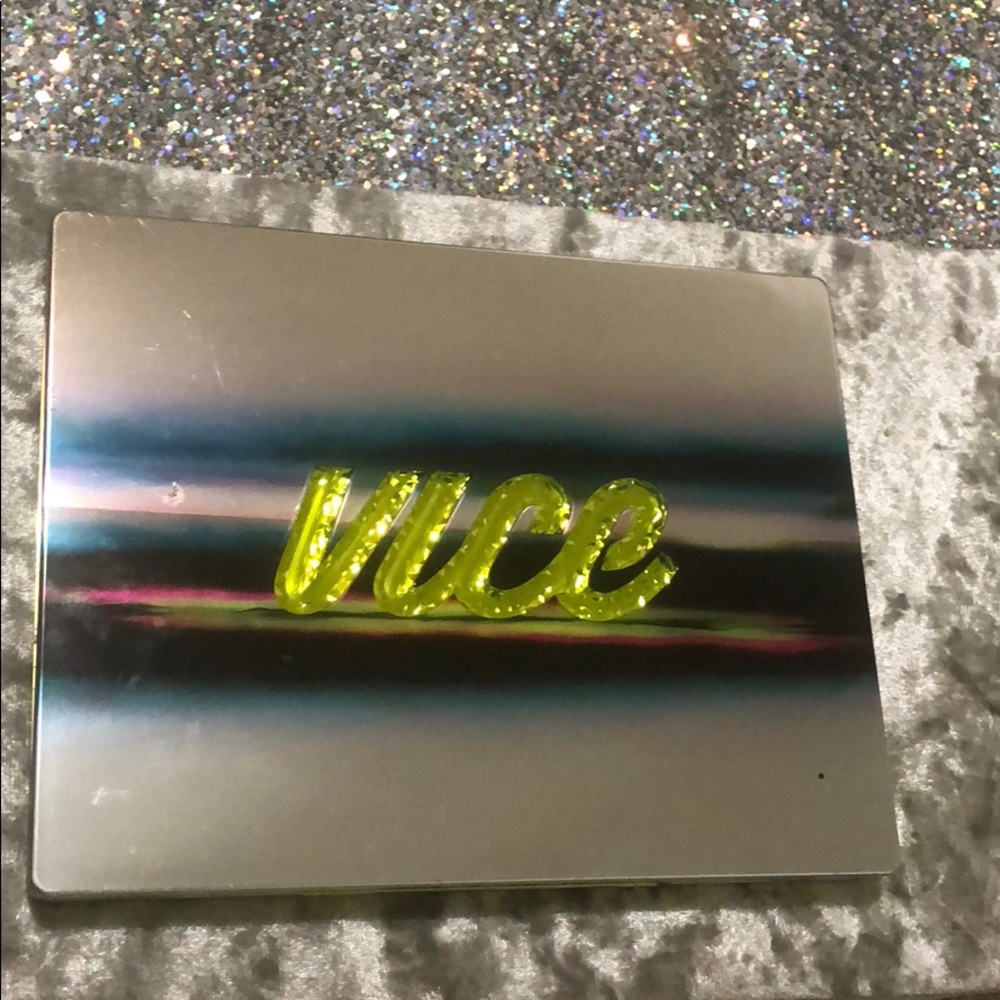 Urban Decay Vice Palette Number 3